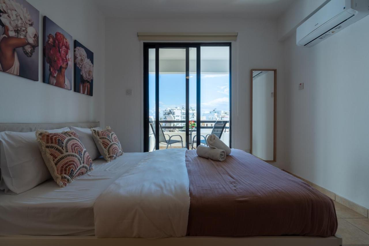 Polyn 1- Bedroom Apartment In Larnaca Exterior foto
