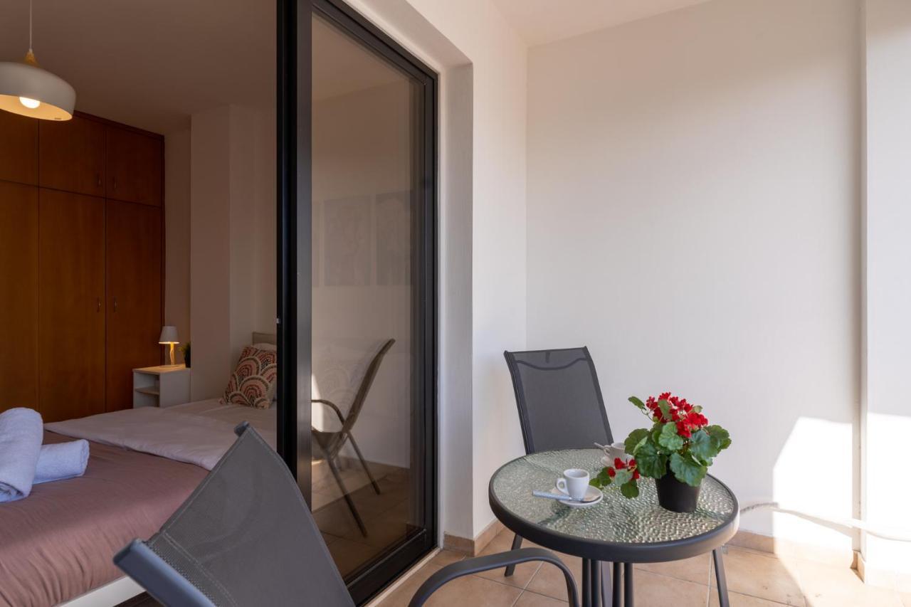 Polyn 1- Bedroom Apartment In Larnaca Exterior foto